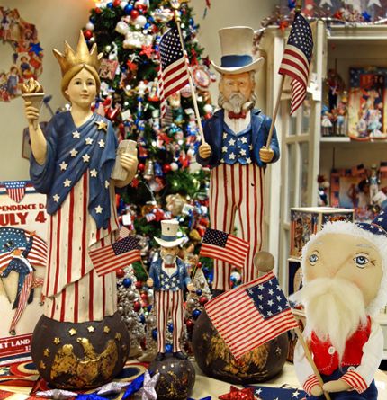 Patriotic Figures & Dolls